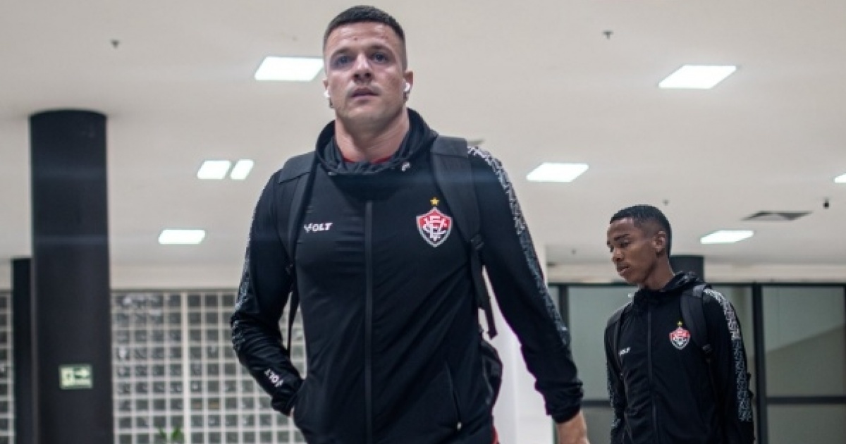 Confira as escalações oficiais de Botafogo x Vitória pelo Brasileirão