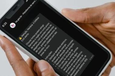 Chuvas intensas: Governo da Bahia alerta moradores de regiões em risco potencial via WhatsApp