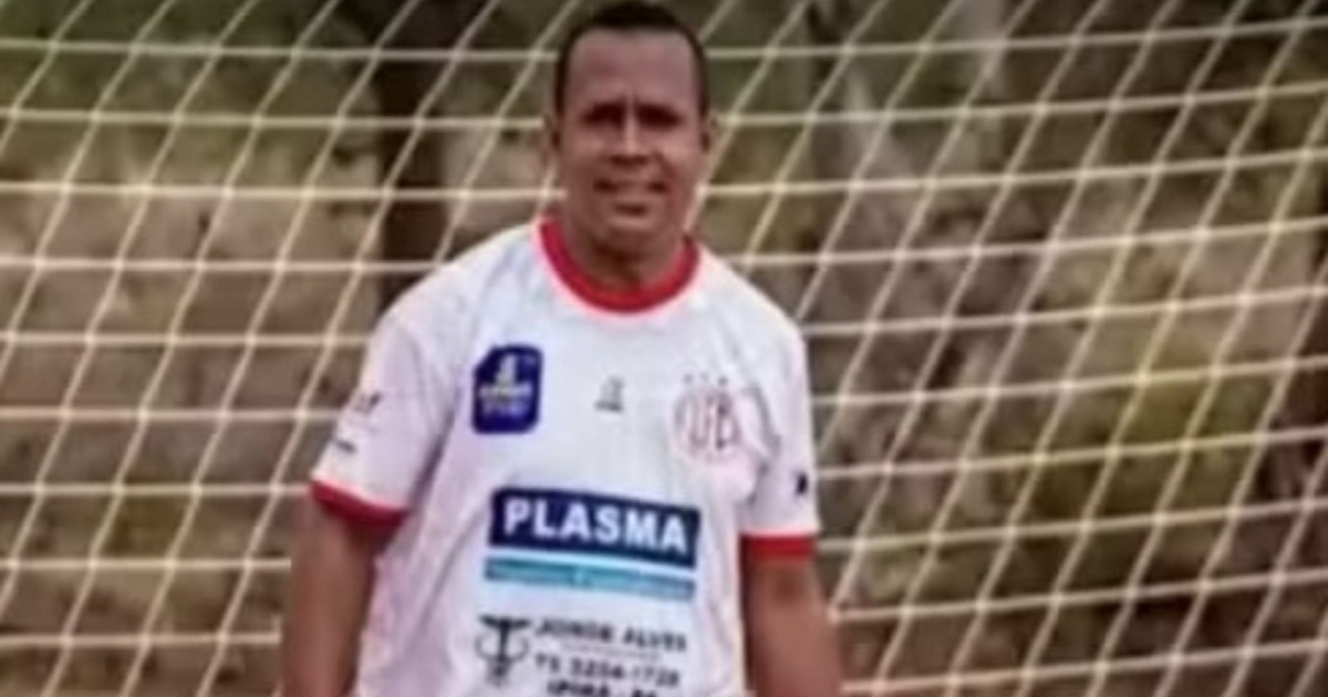 Homem morre após ser arremessado de carro em acidente no interior da Bahia