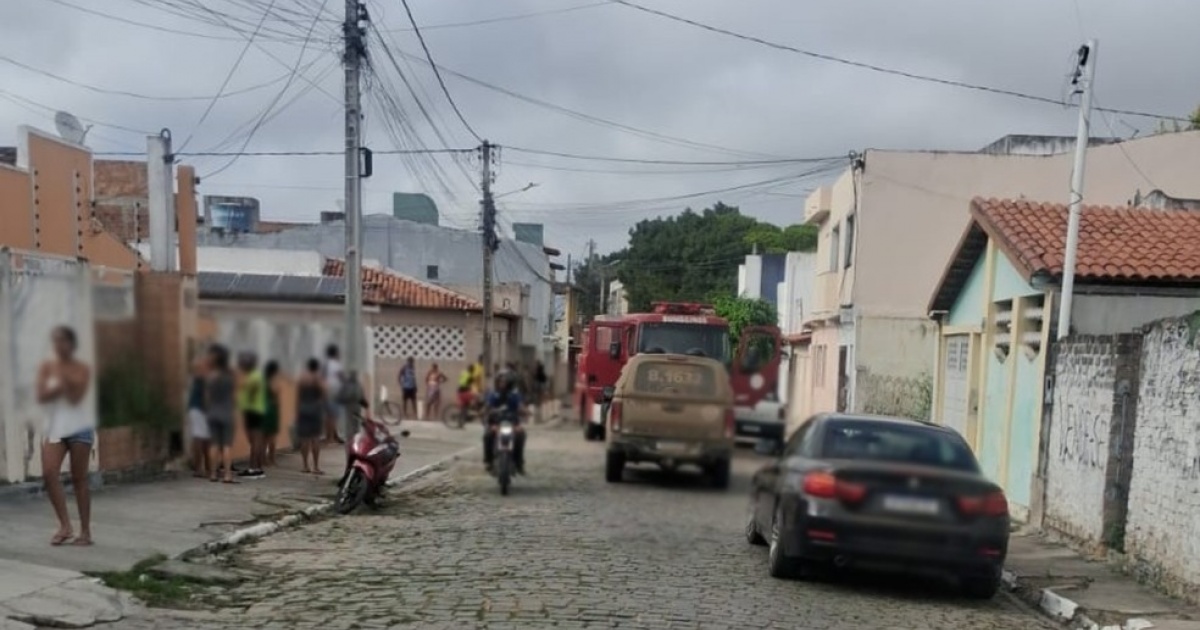Irmãos que foram carbonizadas após incêndio em Serrinha morreram abraçados