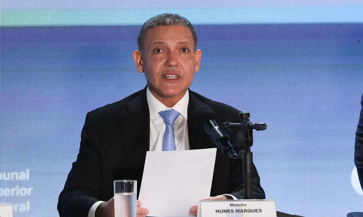 Presidente do Tribunal Superior Eleitoral afirma que eleições ocorreram dentro da normalidade